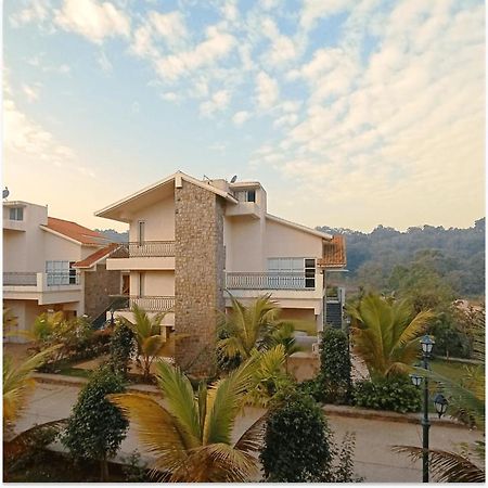 Wood Stock Acres Villa Resort Thane Dış mekan fotoğraf